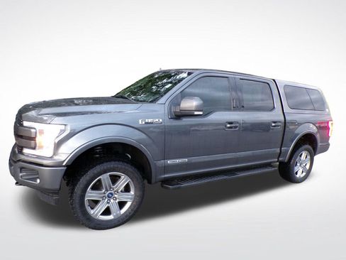 Used 2018 Ford F150 Lariat w/ Equipment Group 502A Luxury AWD/4WD image 3