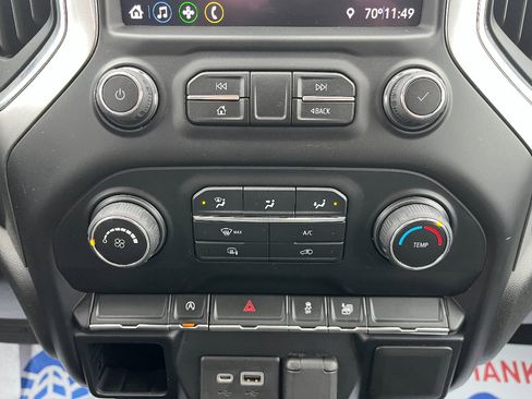 Used 2020 Chevrolet Silverado 1500 LT w/ Trailering Package image 19