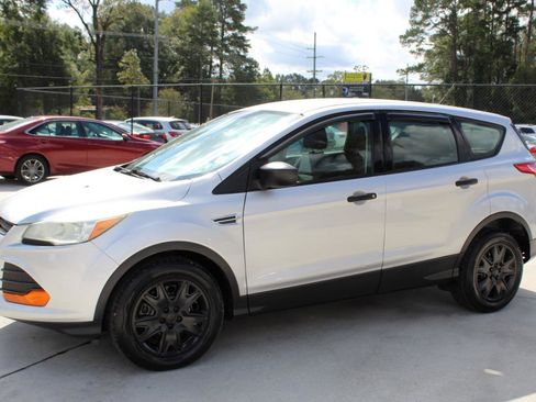 Used 2014 Ford Escape S FWD image 6