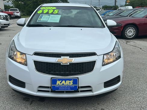 Used 2011 Chevrolet Cruze LT image 3
