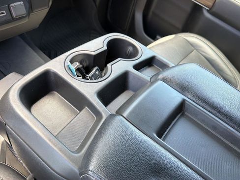 Used 2021 Chevrolet Silverado 1500 LT AWD/4WD image 28