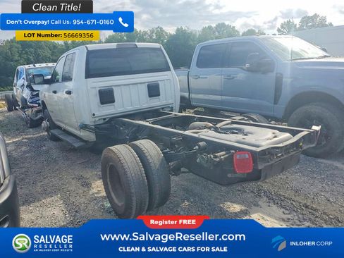 Used 2022 RAM 3500 Tradesman AWD/4WD image 3