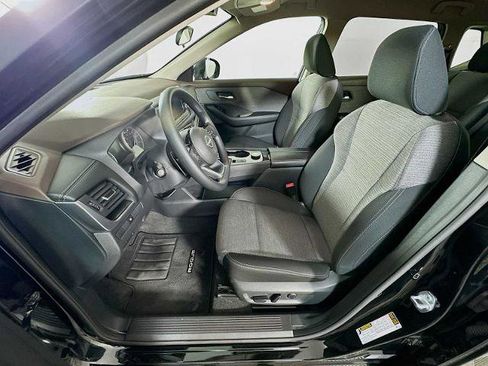 Certified 2023 Nissan Rogue SV image 7