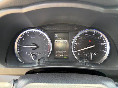 Used 2017 Toyota Highlander XLE FWD image 14