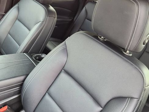 Certified 2026 Chevrolet Traverse LT AWD/4WD image 24