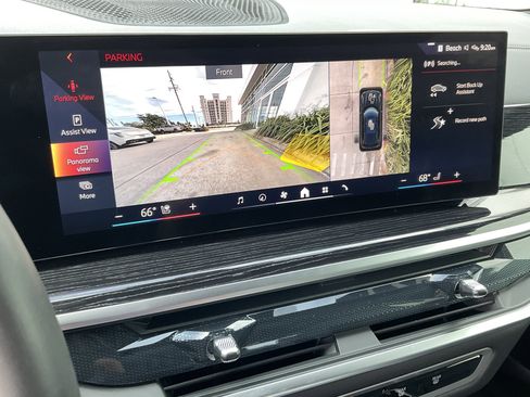 Certified 2025 BMW X5 xDrive50e w/ M Sport Package image 17