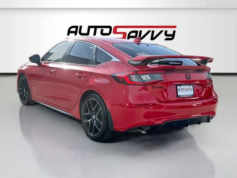 Used 2022 Honda Civic Sport Touring image 5