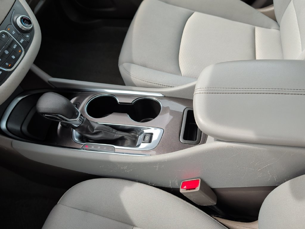 Used 2024 Chevrolet Malibu LT FWD image 25