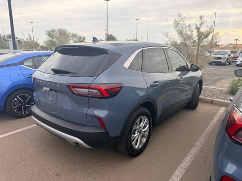 Used 2024 Ford Escape Active FWD image 2