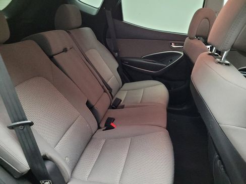 Used 2018 Hyundai Santa Fe Sport image 19