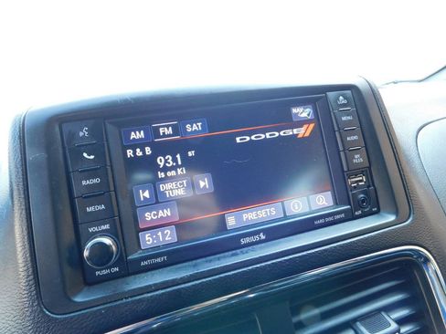 Used 2018 Dodge Grand Caravan GT FWD image 38