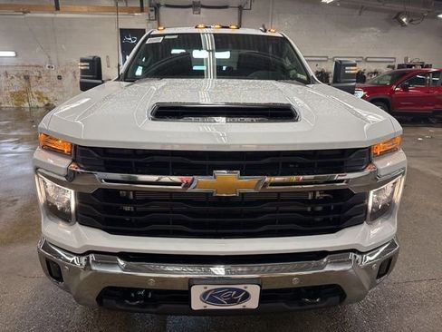 New 2026 Chevrolet Silverado 2500 LT w/ All Star Edition AWD/4WD image 2
