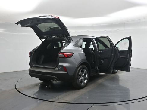 Used 2025 Ford Escape ST-Line w/ Equipment Group 301A image 5