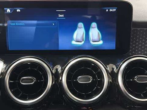 Certified 2026 Mercedes-Benz GLB 250 4MATIC image 20