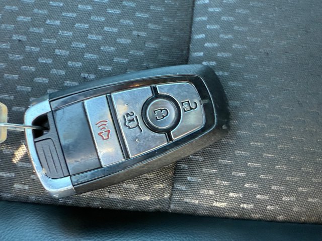 Used 2025 Ford Escape ST-Line FWD image 24