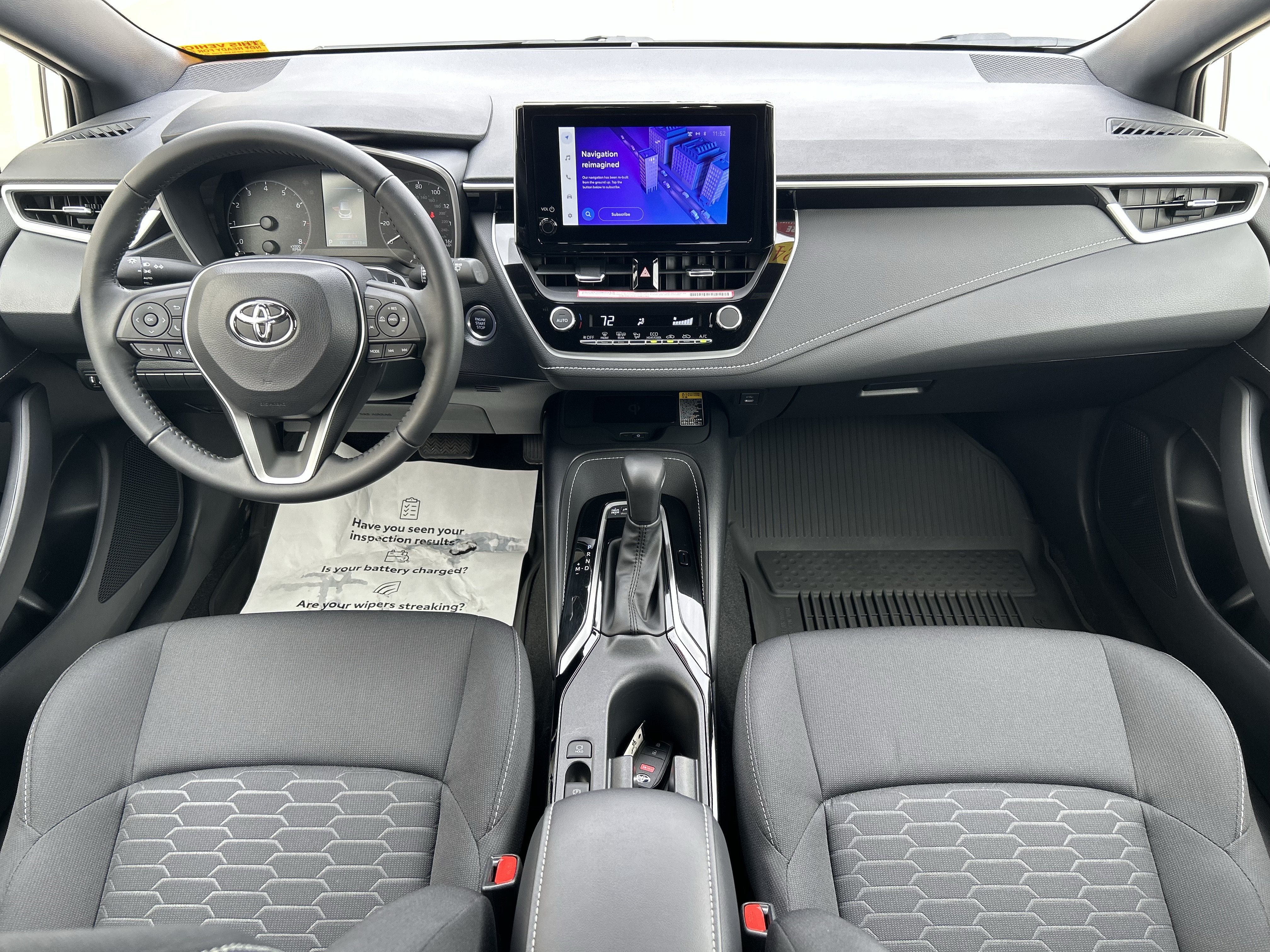 Certified 2024 Toyota Corolla SE w/ SE Package FWD image 17