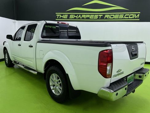 Used 2016 Nissan Frontier SV w/ SV Value Truck Package AWD/4WD image 7