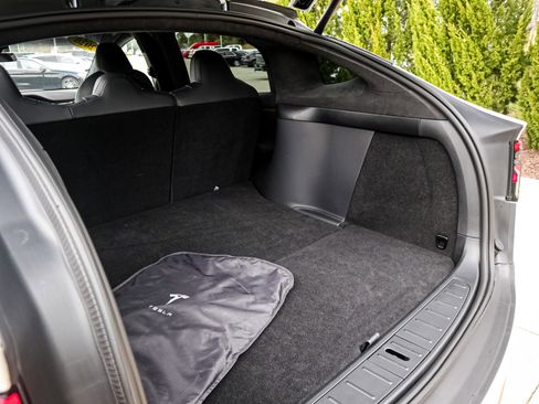 Used 2020 Tesla Model X Long Range image 31