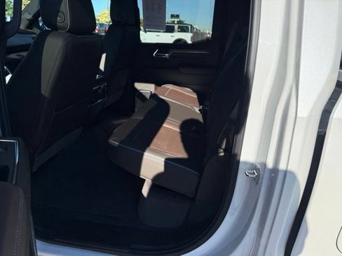 Used 2024 GMC Sierra 1500 Denali AWD/4WD image 14