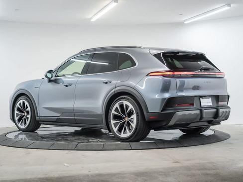 Used 2026 Porsche Cayenne Electric AWD/4WD image 3
