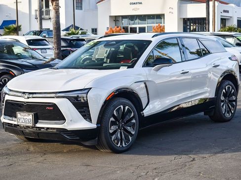 New 2025 Chevrolet Blazer EV RS w/ Super Cruise Package AWD/4WD image 4