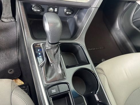 Used 2018 Hyundai Sonata SE image 18