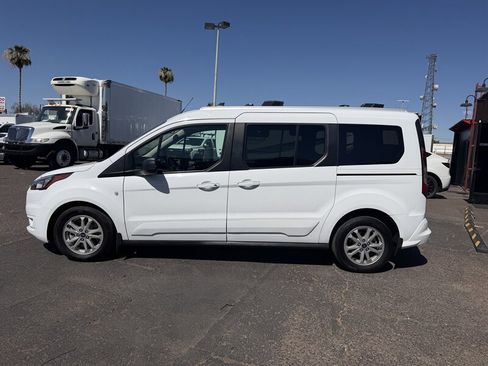 Used 2023 Ford Transit Connect XLT w/ Trailer Tow Package FWD image 5