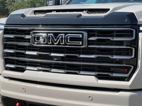 New 2026 GMC Sierra 2500 AT4 w/ AT4 Premium Plus Package AWD/4WD image 53