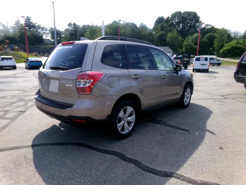 Used 2016 Subaru Forester 2.5i Premium w/ All-Weather Package image 7