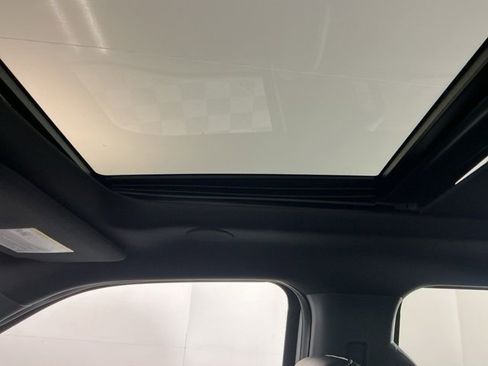 Used 2025 Ford F150 Lariat w/ Equipment Group 502A High image 23