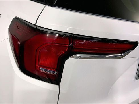 Used 2026 GMC Terrain Elevation FWD image 27
