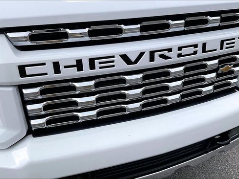 Used 2023 Chevrolet Silverado 2500 Custom w/ Custom Value Package AWD/4WD image 27