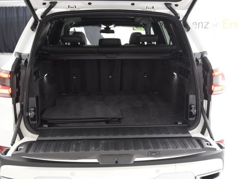 Used 2022 BMW X5 xDrive40i w/ Parking Assistance Package AWD/4WD image 29
