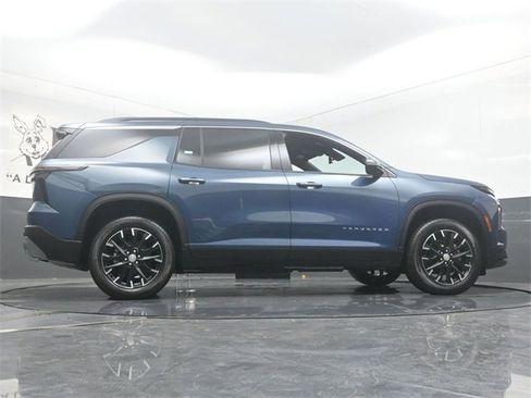 New 2026 Chevrolet Traverse LT w/ Sun and Wheel Package image 32