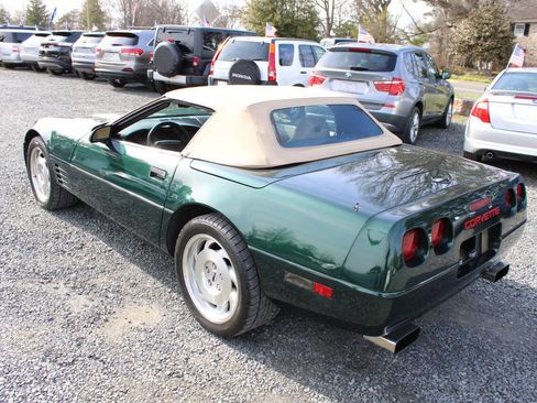Used 1994 Chevrolet Corvette Convertible image 9