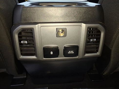 Used 2020 Ford F150 XLT w/ Equipment Group 302A Luxury image 8