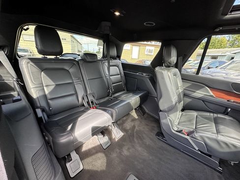 Used 2022 Lincoln Navigator Reserve image 64
