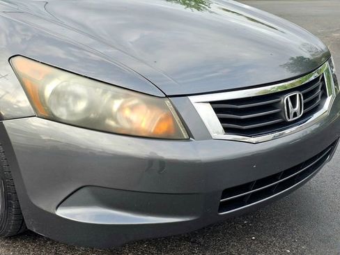 Used 2010 Honda Accord LX image 3