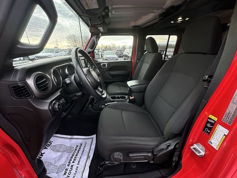 Used 2021 Jeep Wrangler Unlimited Sport AWD/4WD image 11