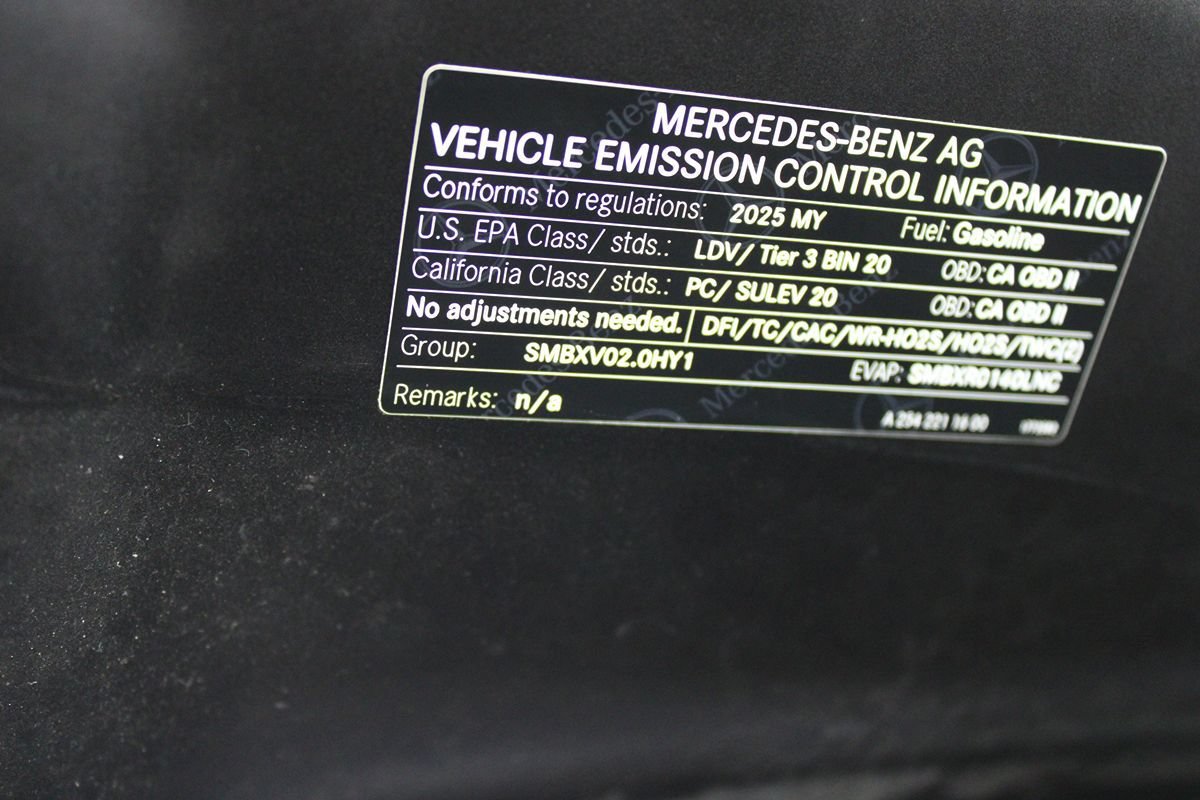 Used 2025 Mercedes-Benz CLE 300 4MATIC Coupe image 36