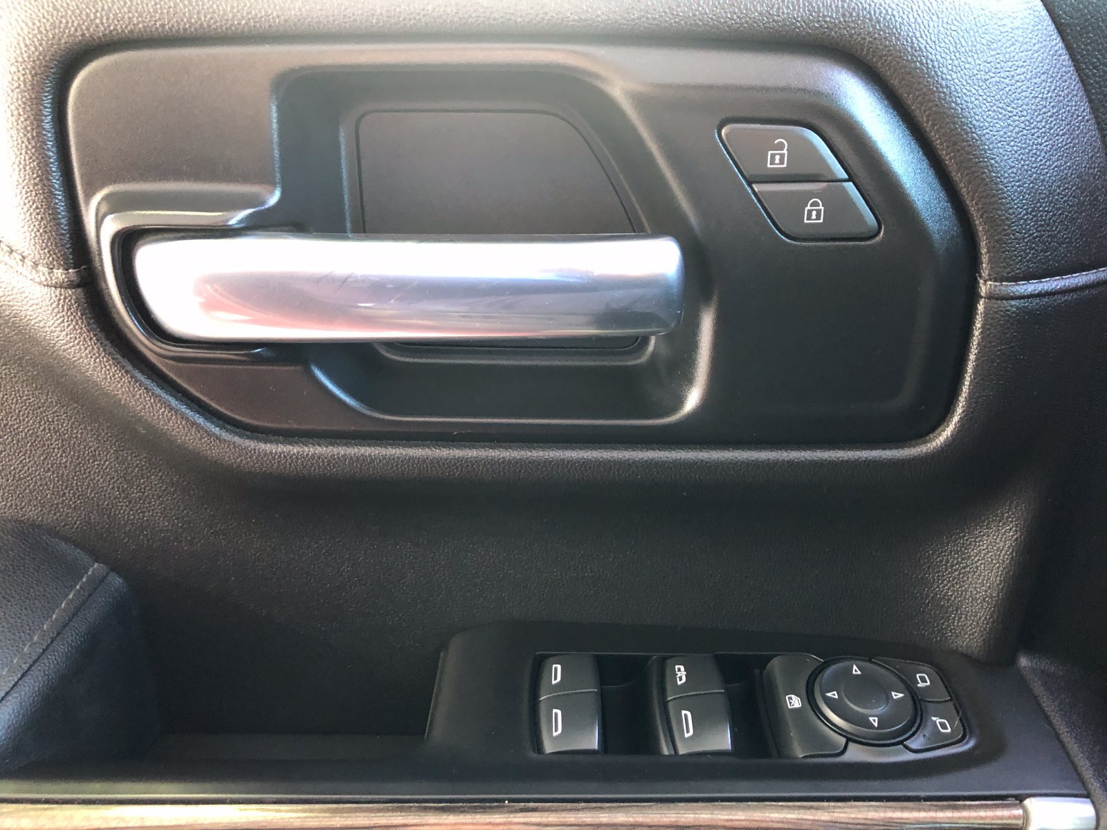 Used 2020 Chevrolet Silverado 1500 RST w/ All-Star Edition AWD/4WD image 38