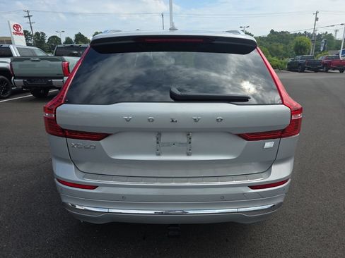 Used 2022 Volvo XC60 T8 Inscription w/ Advanced Package AWD/4WD image 5