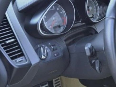 Used 2008 Audi R8 V8 image 17