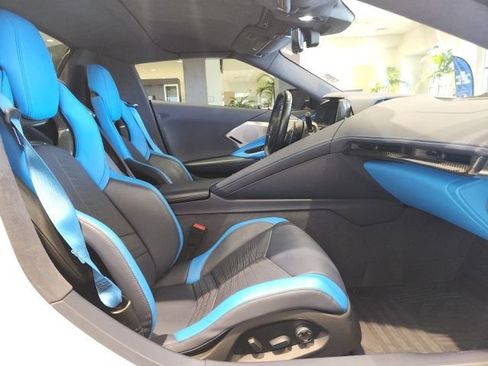 Used 2021 Chevrolet Corvette Stingray Premium Conv w/ Battery Protection Package RWD image 18