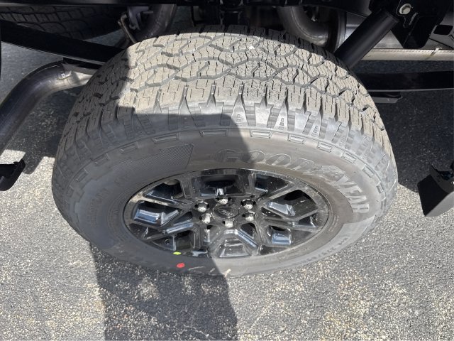 New 2026 Ford F150 XLT w/ Equipment Group 302A MID AWD/4WD image 17