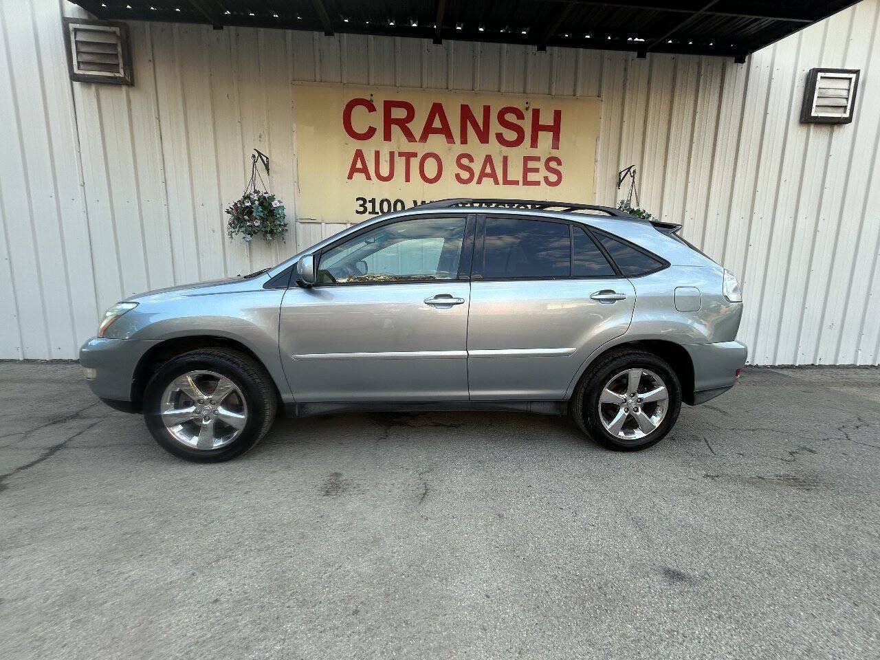 Used 2005 Lexus RX 330 FWD image 2