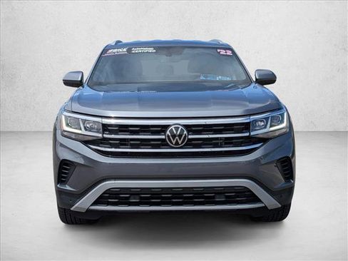 Used 2022 Volkswagen Atlas Cross Sport SE w/ Black Wheel Package AWD/4WD image 2