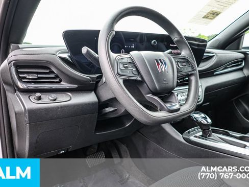 Used 2025 Buick Envista Preferred FWD image 27