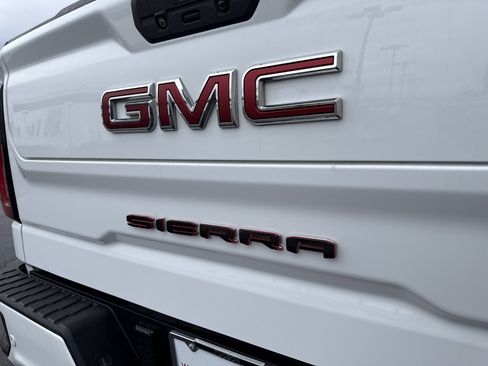 Used 2021 GMC Sierra 1500 AT4 w/ AT4 Value Package image 15