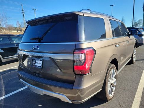 Used 2019 Ford Expedition Platinum image 4
